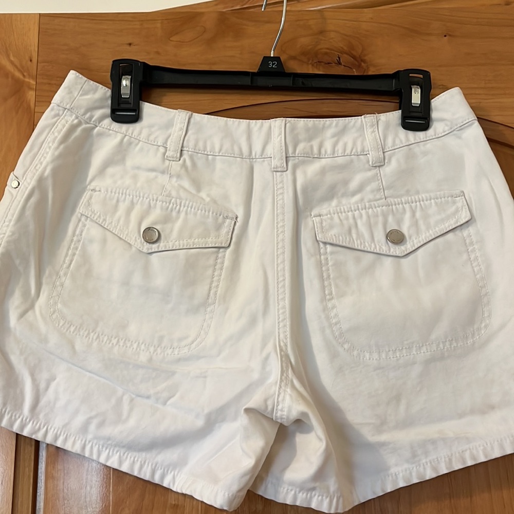 I. E. Relax size 8 white shorts.